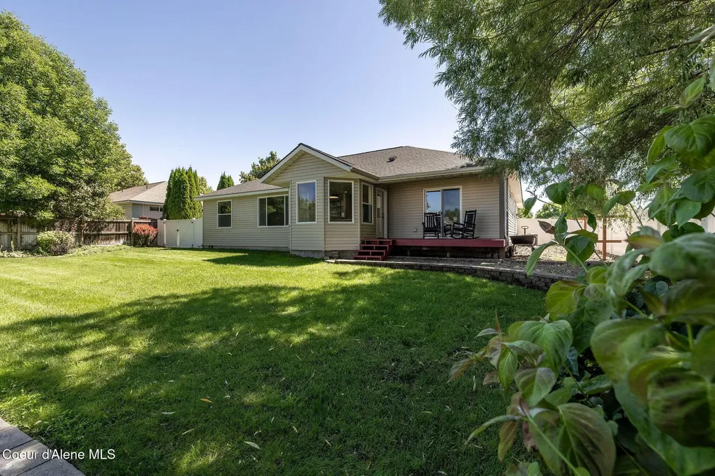 2715 W Broadmoore Drive Hayden ID 83835