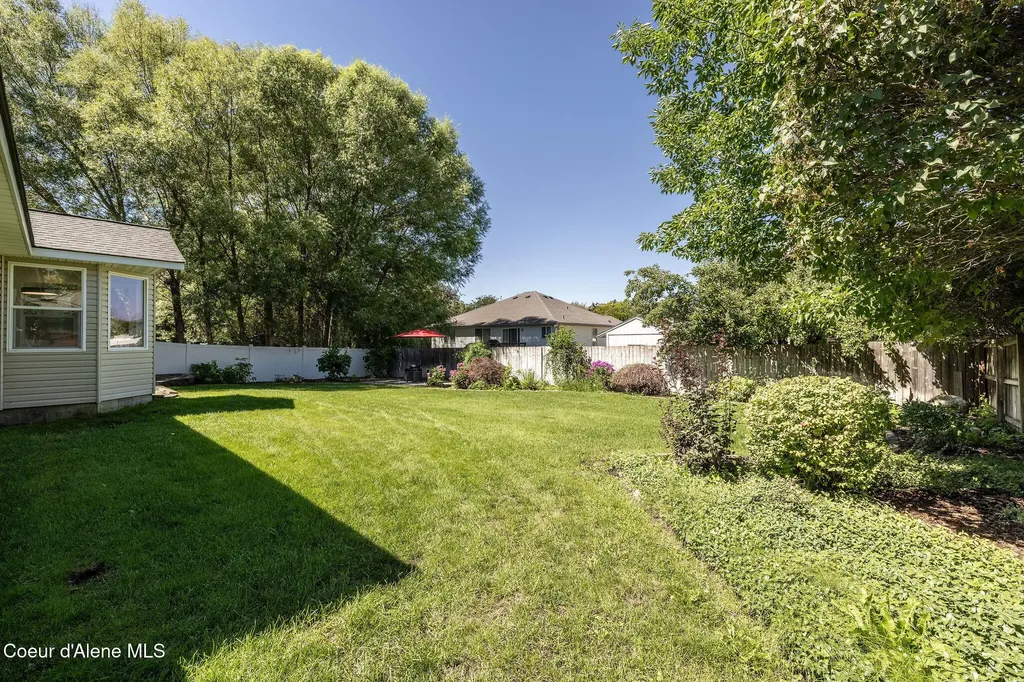 2715 W Broadmoore Drive Hayden ID 83835