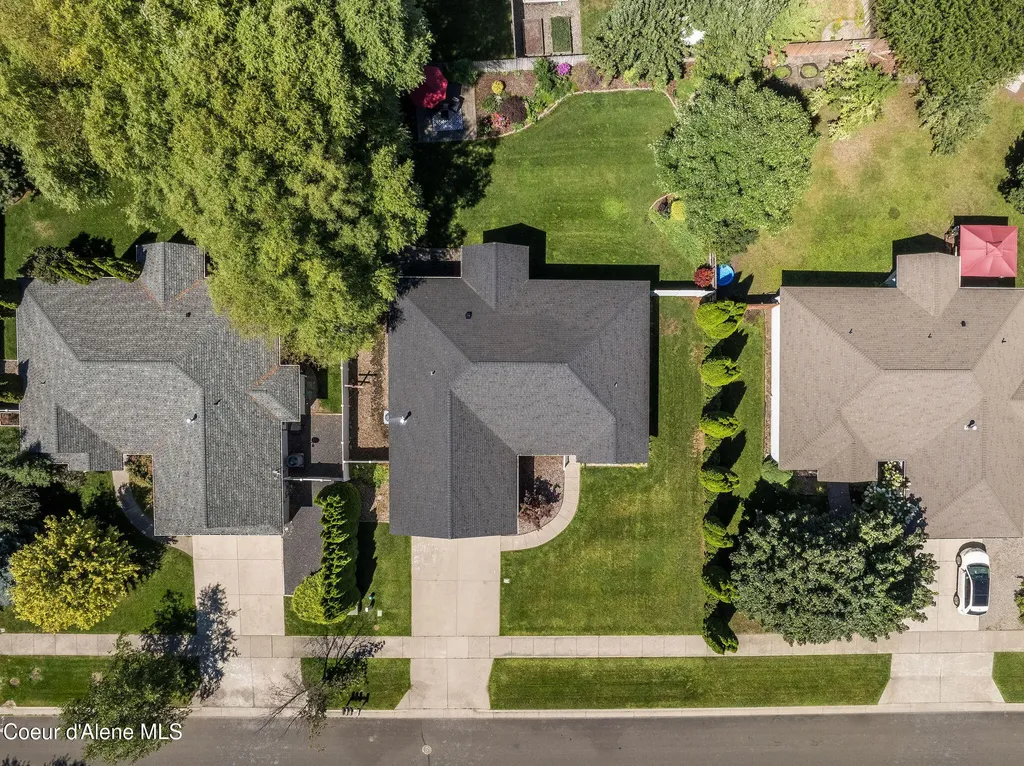 2715 W Broadmoore Drive Hayden ID 83835