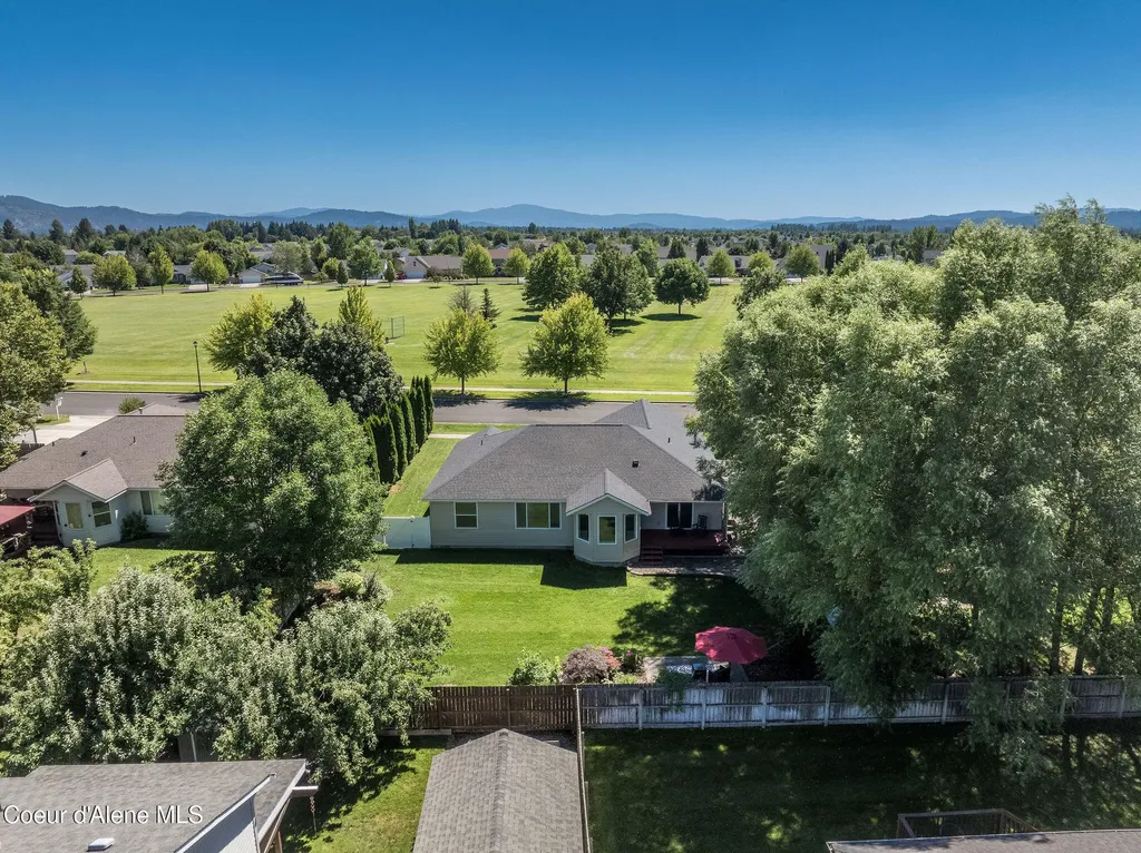 2715 W Broadmoore Drive Hayden ID 83835