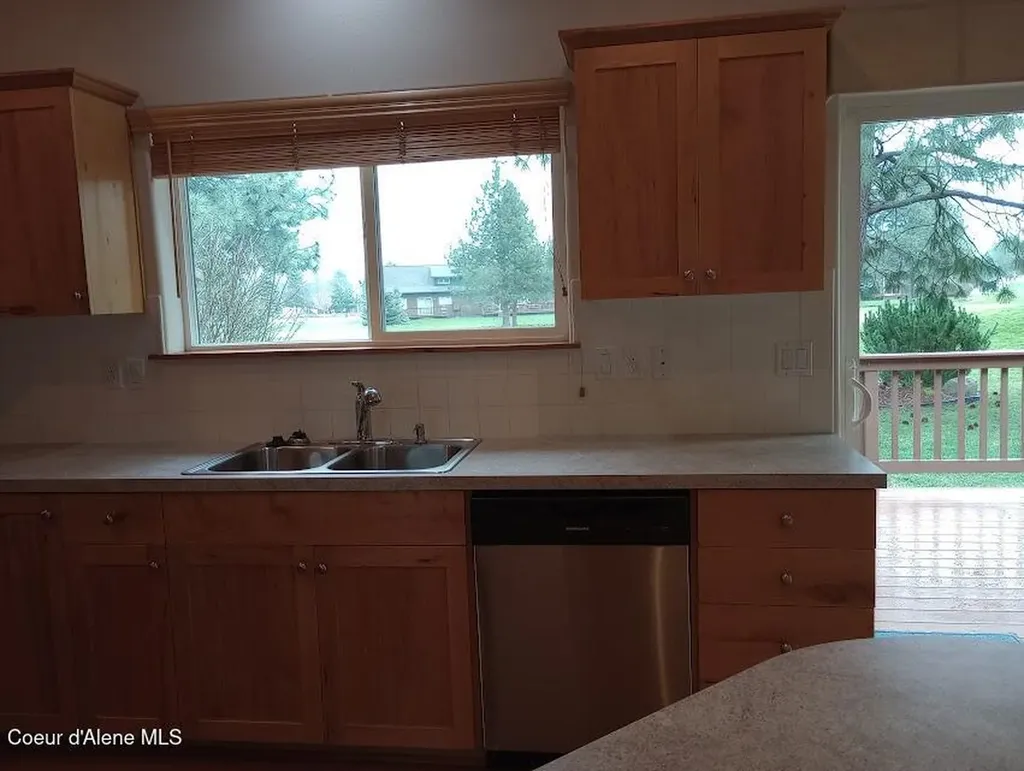 29 C Chardonnay Drive Blanchard ID 83804
