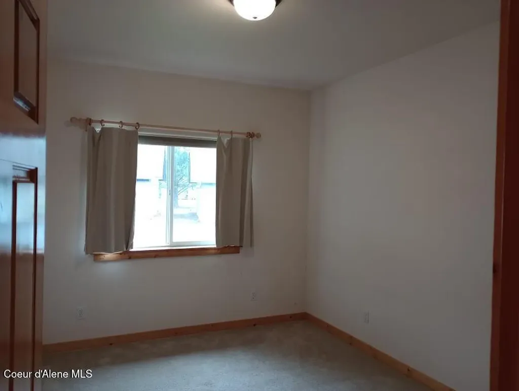 29 C Chardonnay Drive Blanchard ID 83804