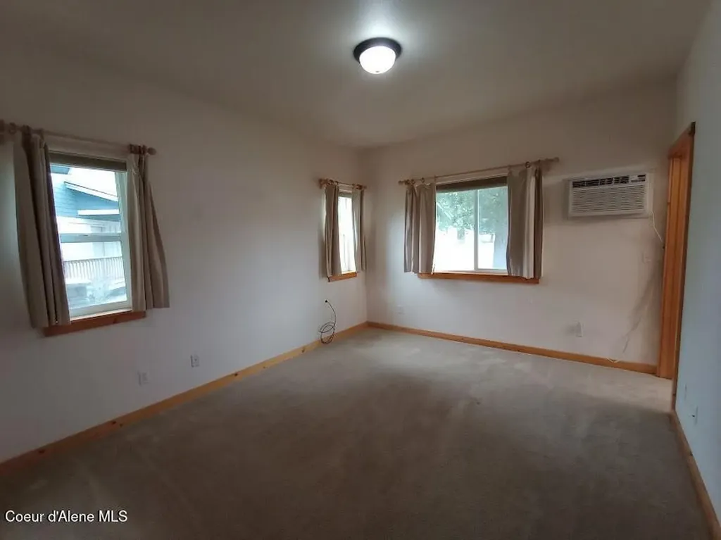29 C Chardonnay Drive Blanchard ID 83804