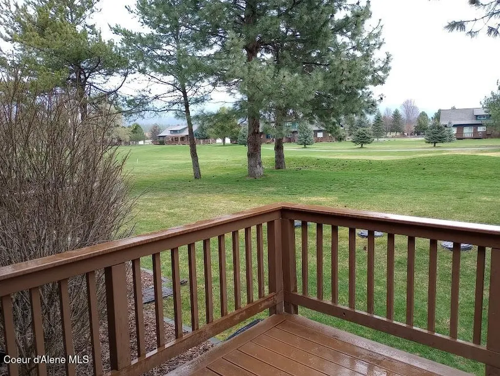 29 C Chardonnay Drive Blanchard ID 83804