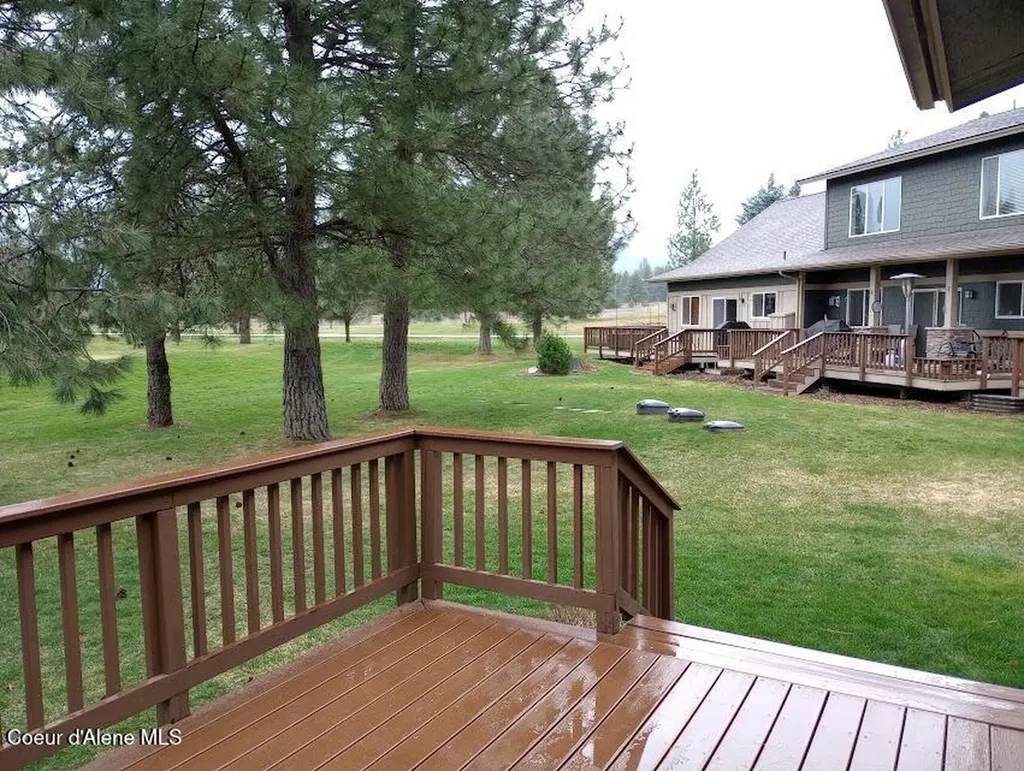 29 C Chardonnay Drive Blanchard ID 83804