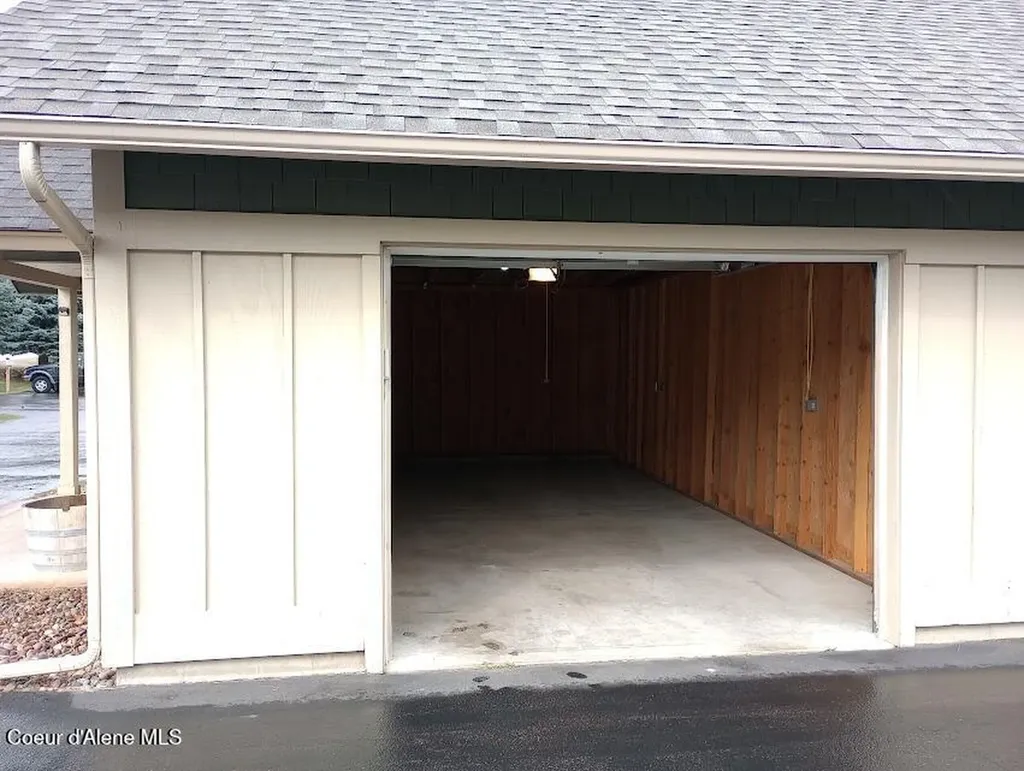 29 C Chardonnay Drive Blanchard ID 83804