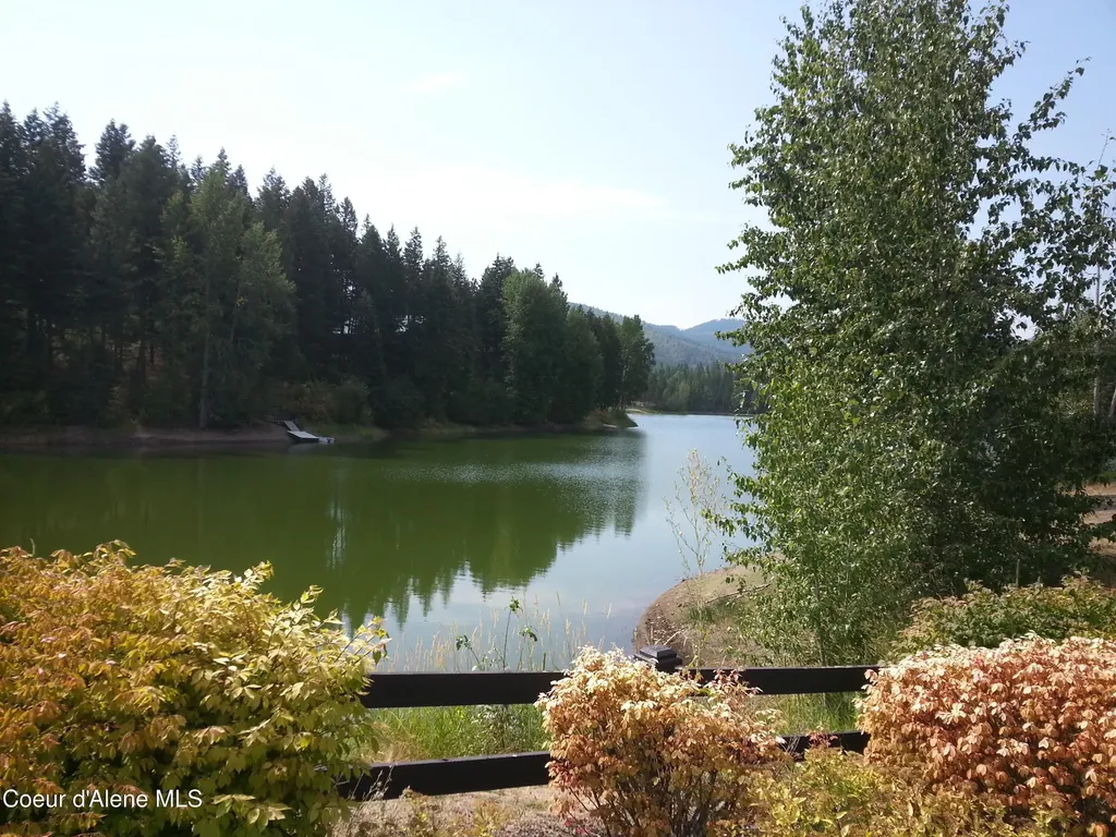 29 C Chardonnay Drive Blanchard ID 83804