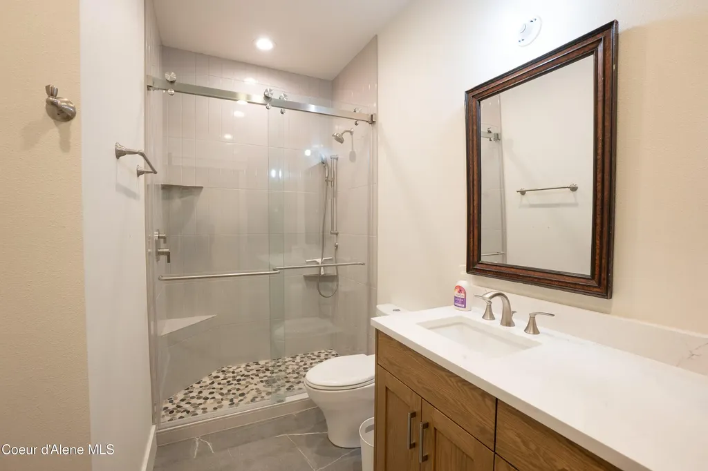 893 Pinnacle Bonners Ferry ID 83805