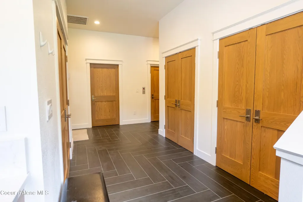 893 Pinnacle Bonners Ferry ID 83805