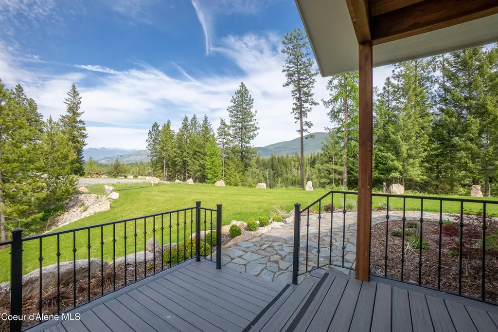 893 Pinnacle Bonners Ferry ID 83805