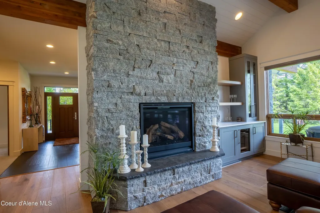 893 Pinnacle Bonners Ferry ID 83805