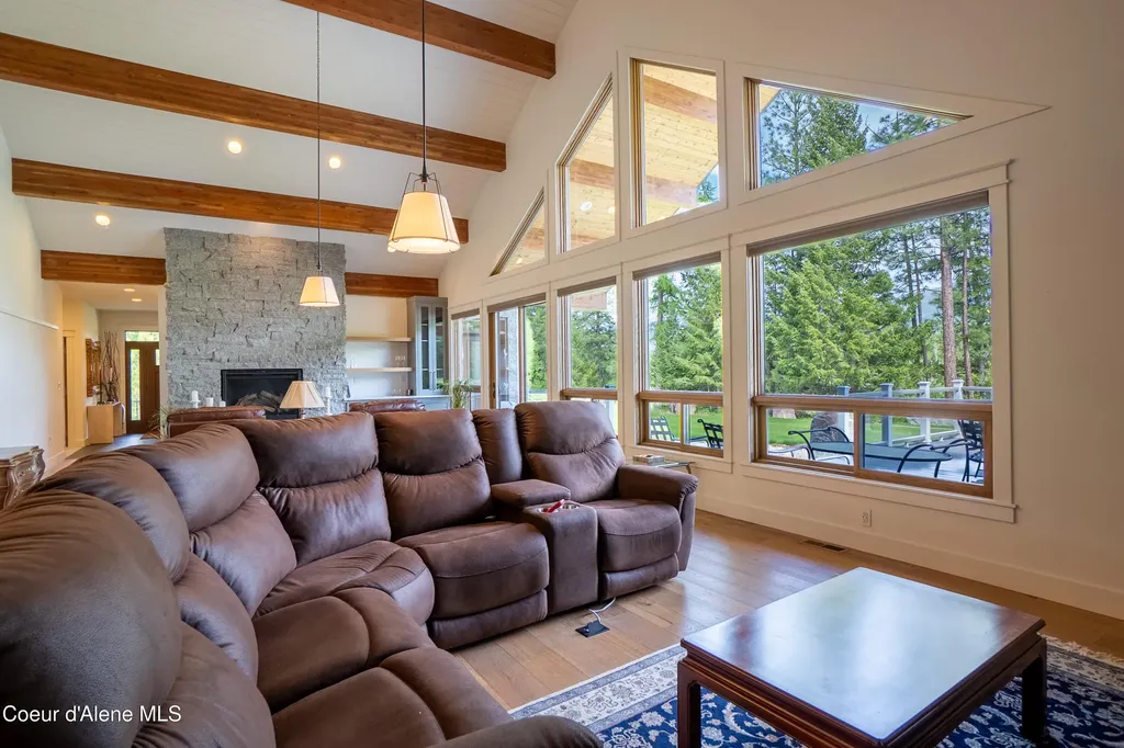 893 Pinnacle Bonners Ferry ID 83805