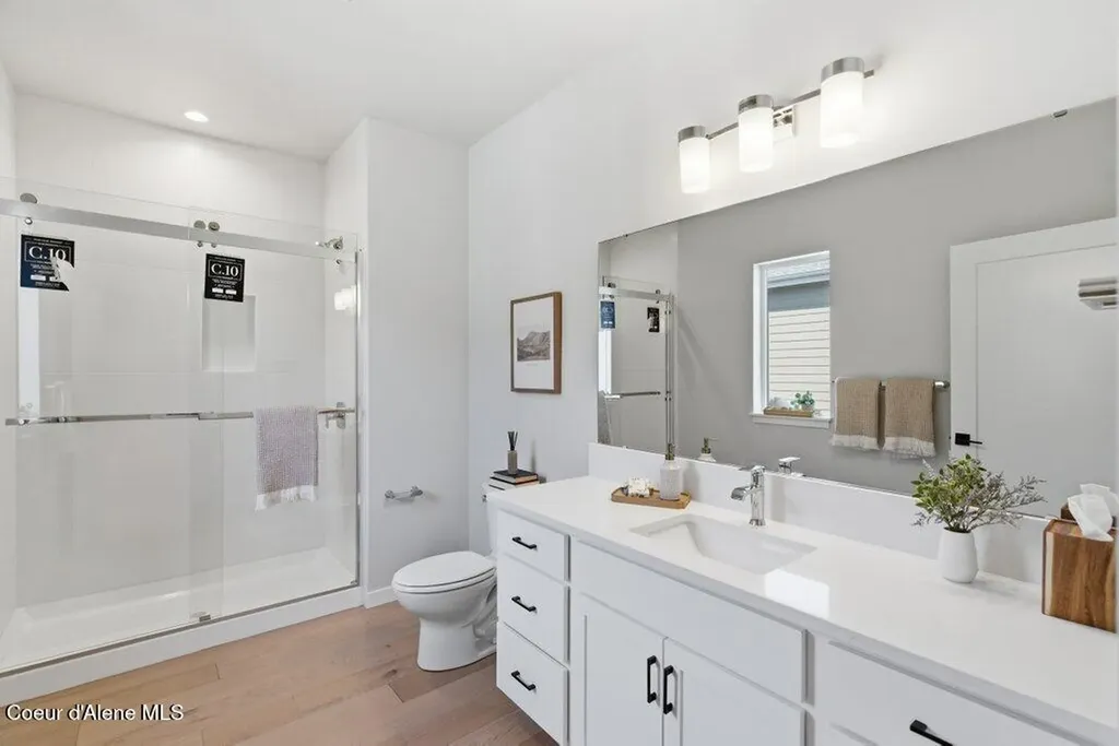 1035 E Railroad Avenue Post Falls ID 83854