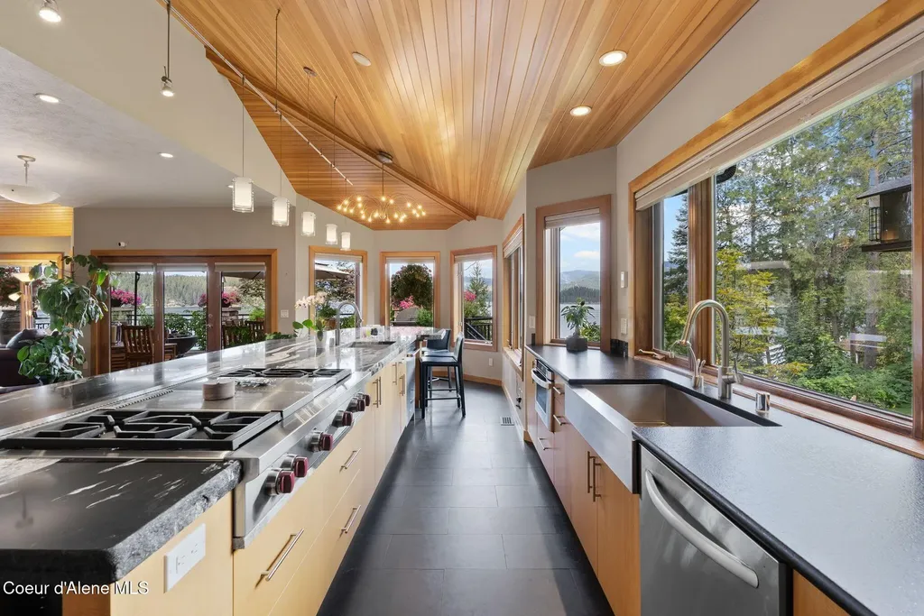 5357 E Hayden Lake Road Hayden ID 83835