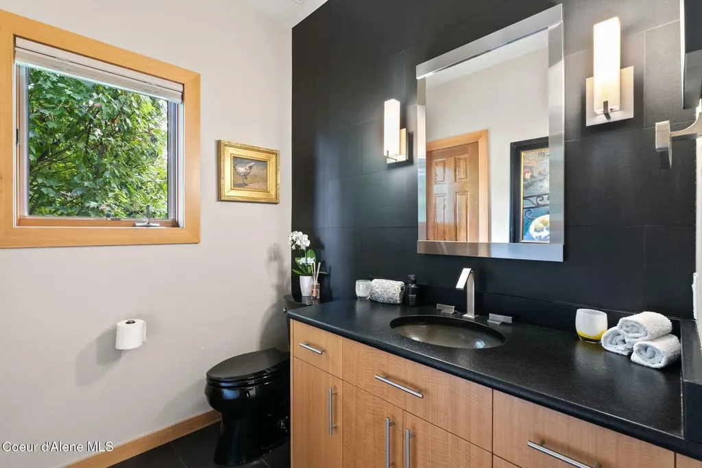 5357 E Hayden Lake Road Hayden ID 83835