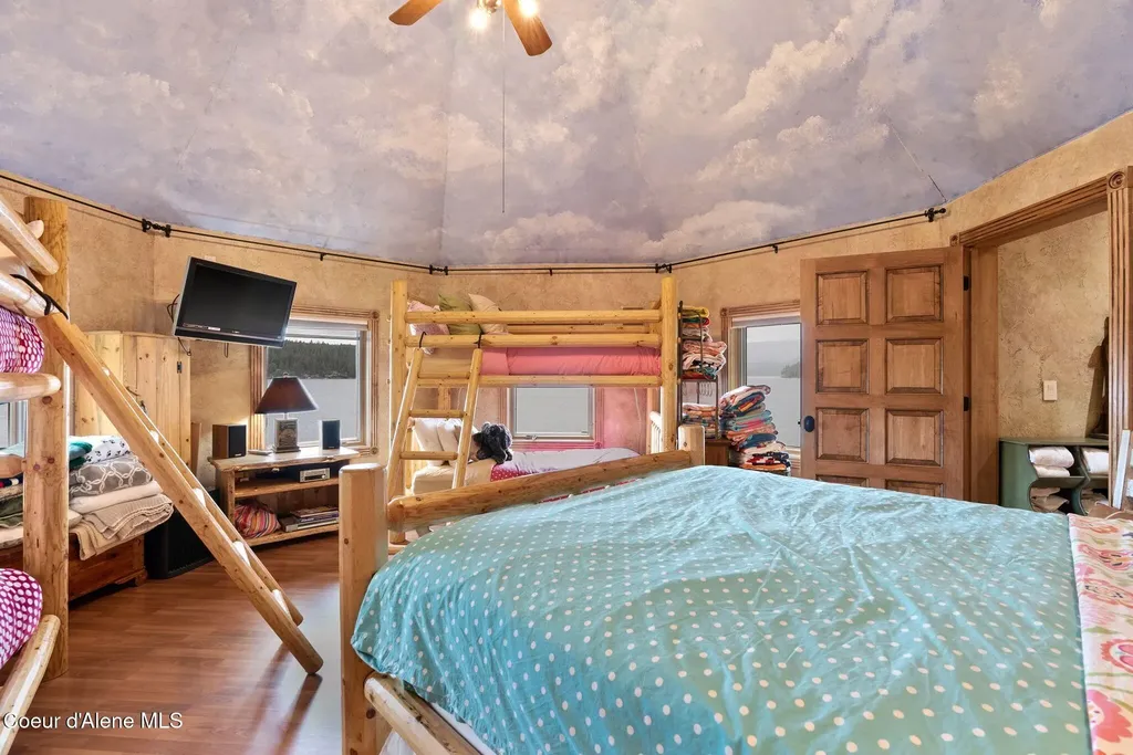 5357 E Hayden Lake Road Hayden ID 83835