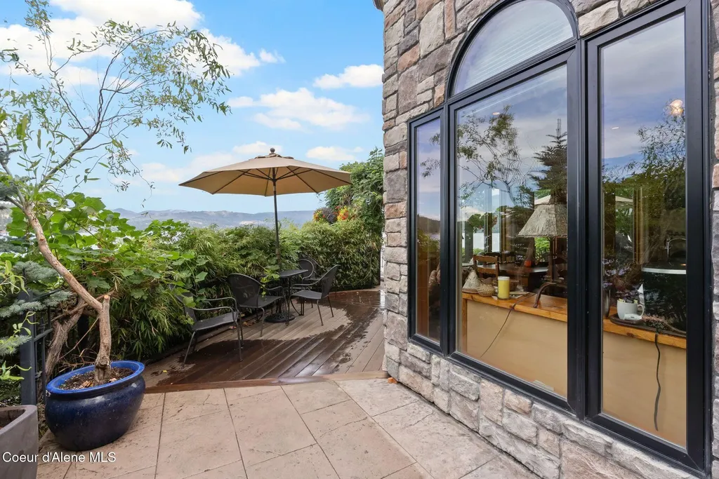 5357 E Hayden Lake Road Hayden ID 83835