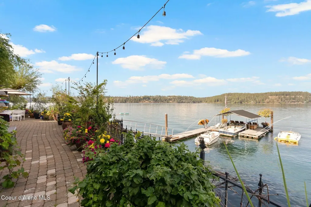 5357 E Hayden Lake Road Hayden ID 83835
