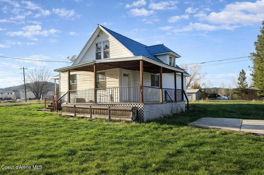 146 5th Street Plummer ID 83851