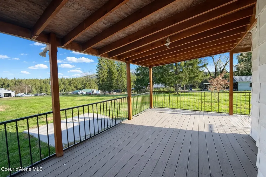 146 5th Street Plummer ID 83851