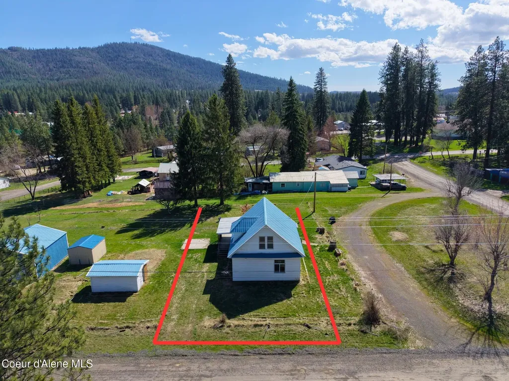 146 5th Street Plummer ID 83851