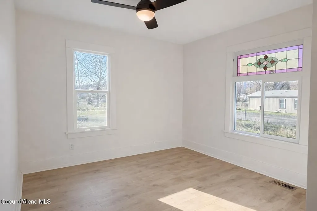 146 5th Street Plummer ID 83851