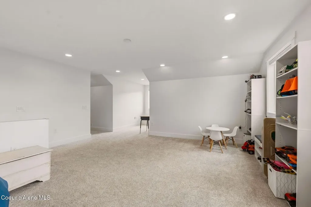 61 Lightfoot Drive Sandpoint ID 83864