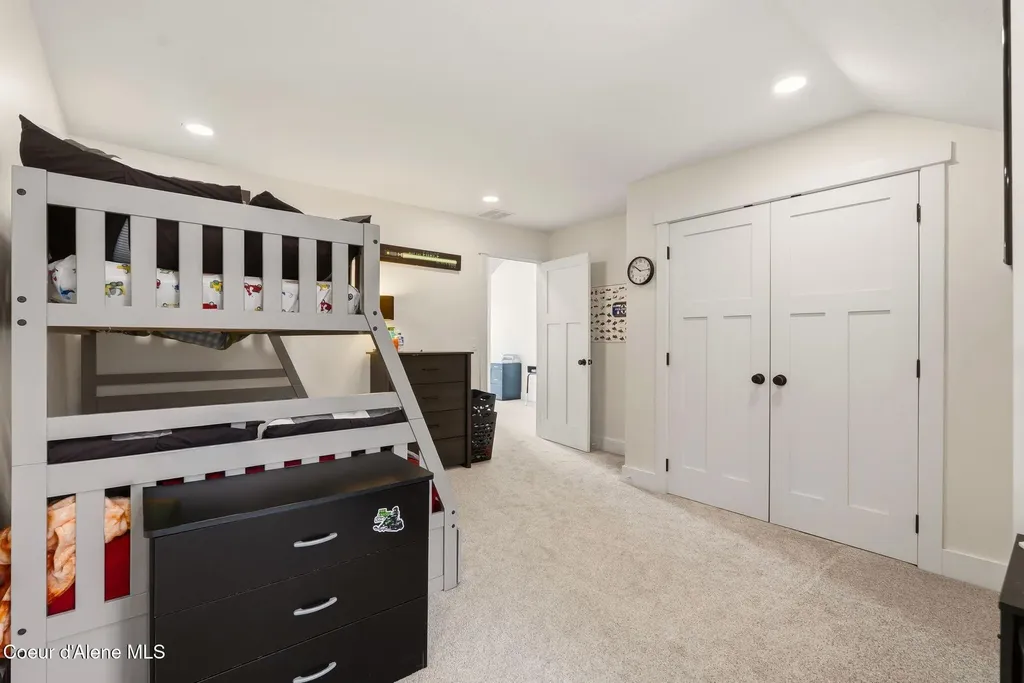 61 Lightfoot Drive Sandpoint ID 83864