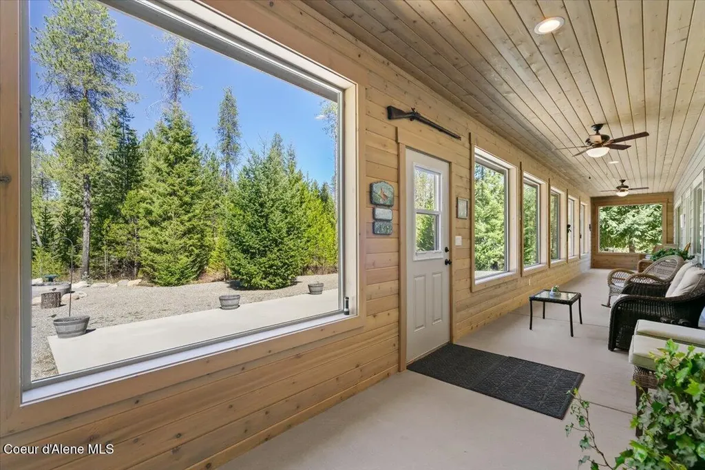 1657 W Highway 54 Spirit Lake ID 83869