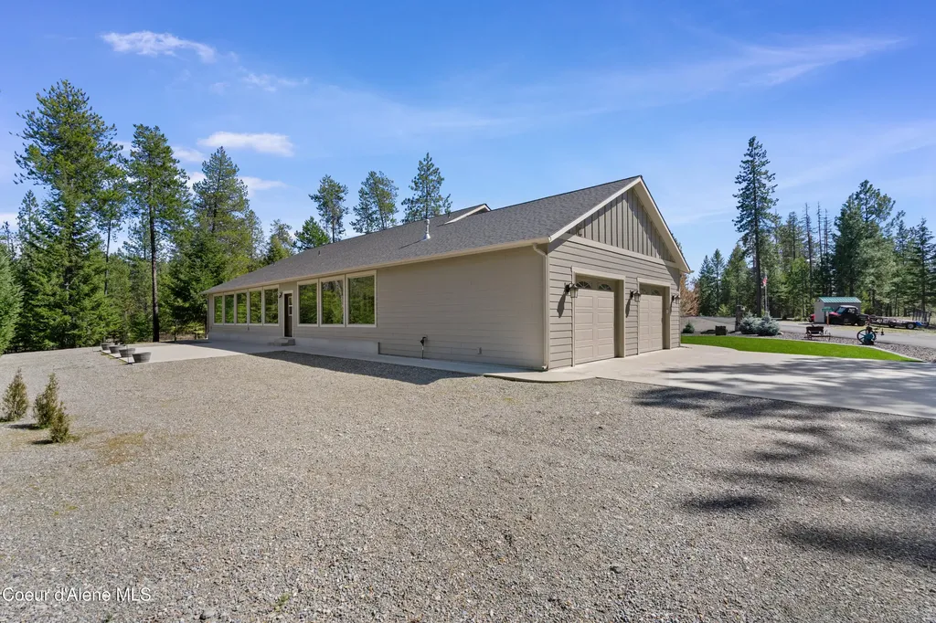 1657 W Highway 54 Spirit Lake ID 83869