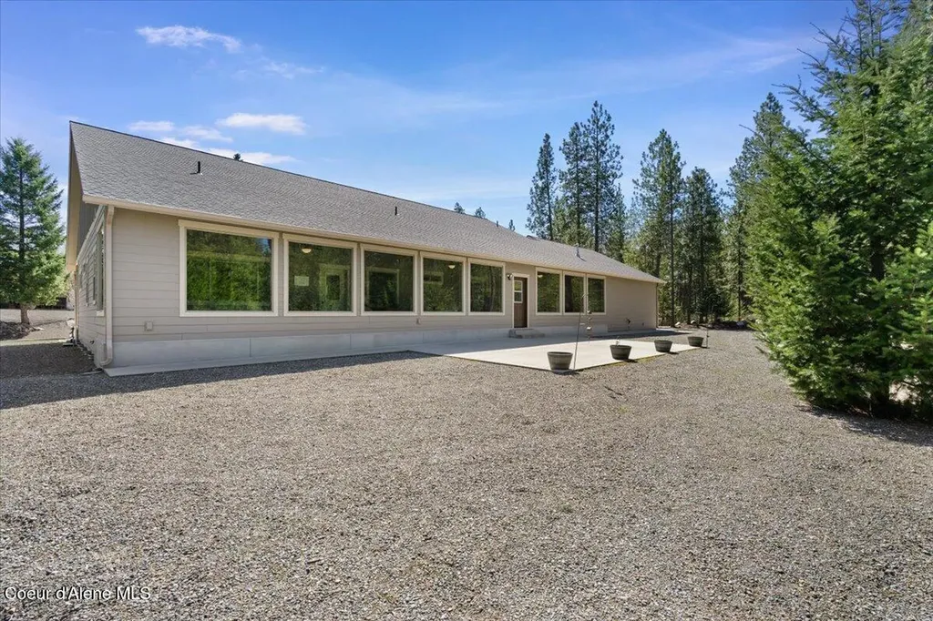1657 W Highway 54 Spirit Lake ID 83869