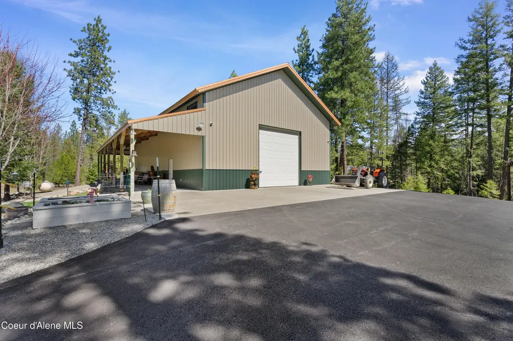 1657 W Highway 54 Spirit Lake ID 83869