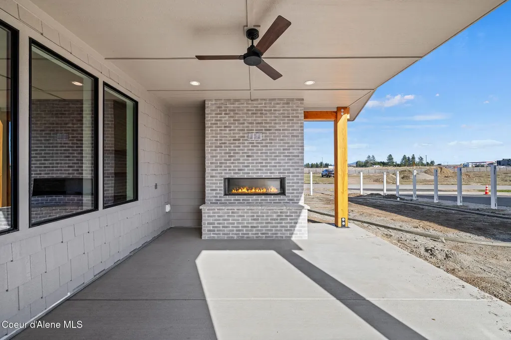 8118 W Ferguson Lane Rathdrum ID 83858