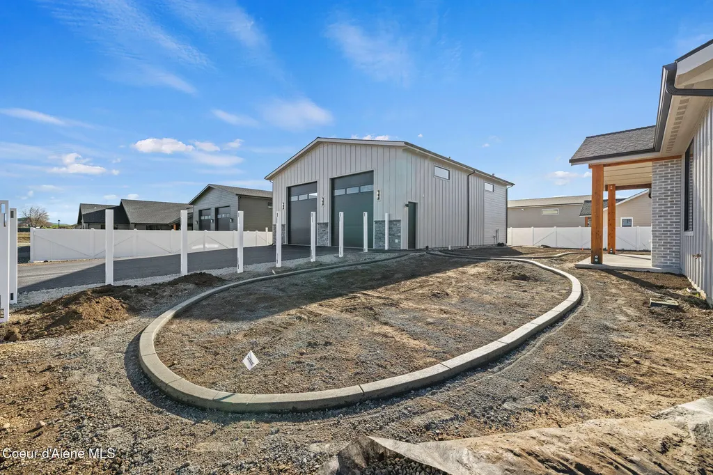 8118 W Ferguson Lane Rathdrum ID 83858
