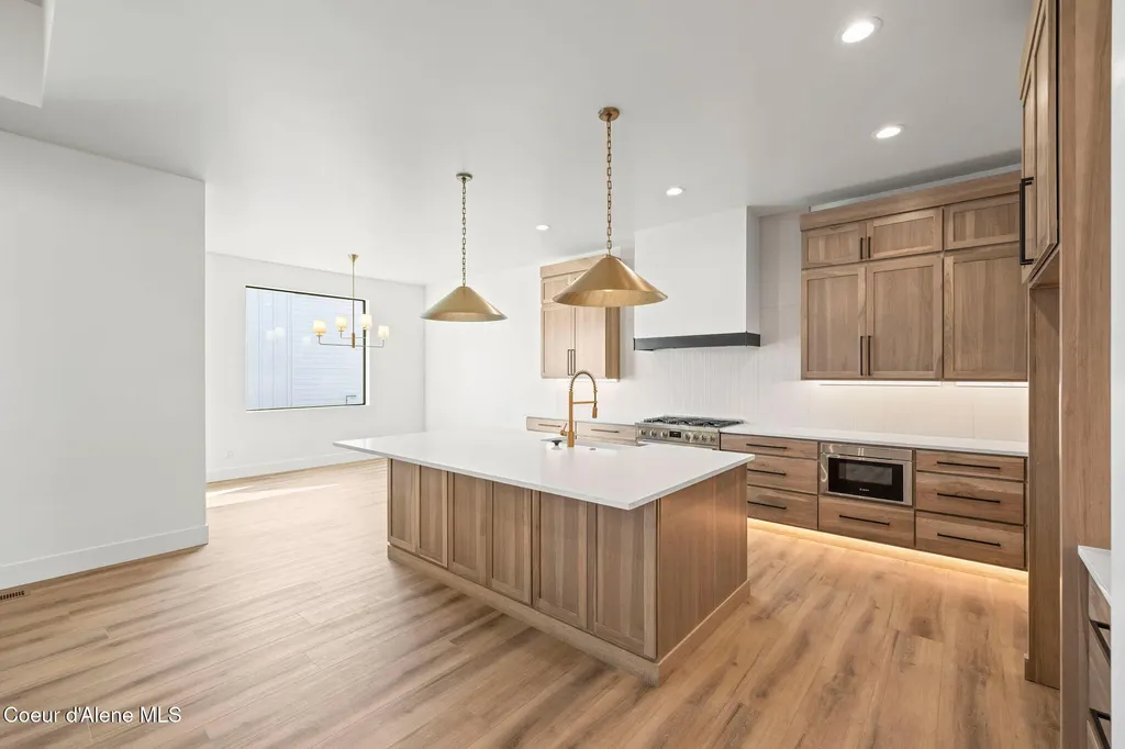 8118 W Ferguson Lane Rathdrum ID 83858
