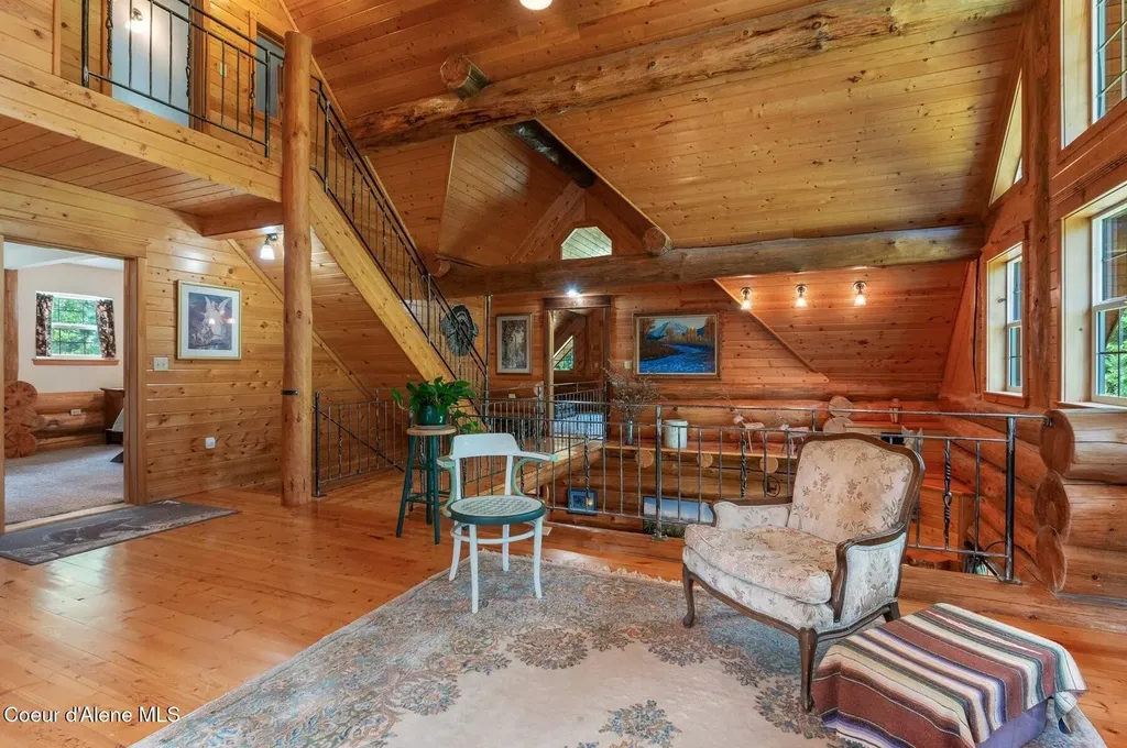 1198 Mountain View Drive Sandpoint ID 83864