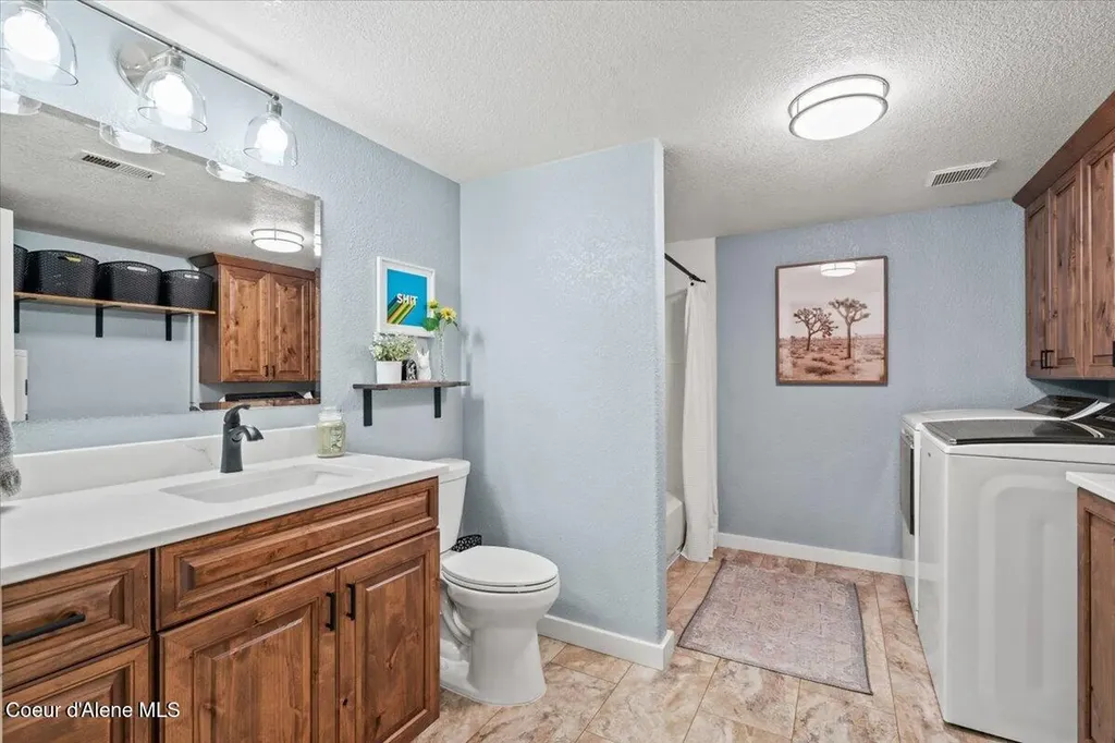 602 S Shoreline Court Post Falls ID 83854