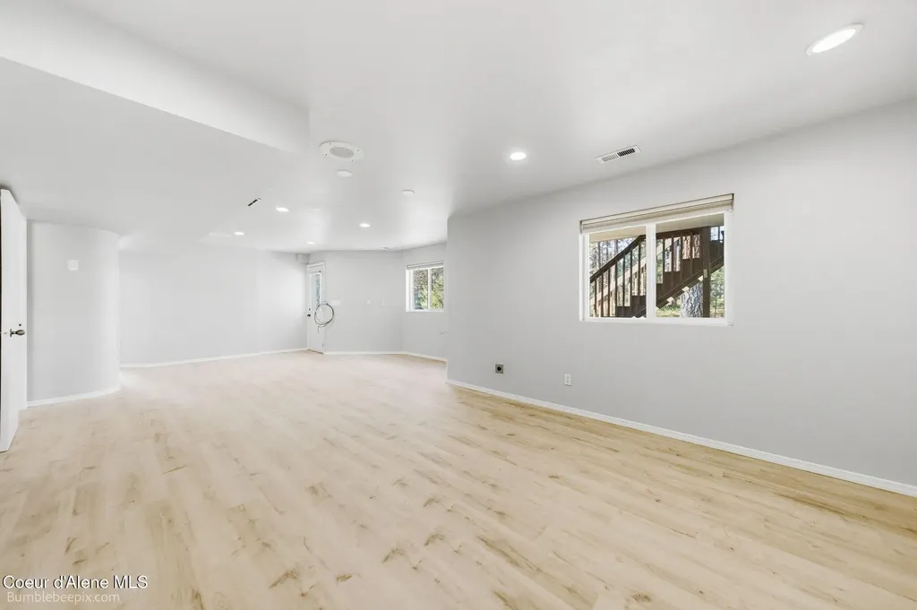 900 S Riverside Harbor Drive Post Falls ID 83854
