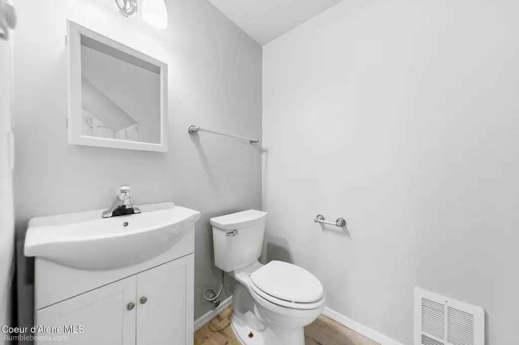 900 S Riverside Harbor Drive Post Falls ID 83854