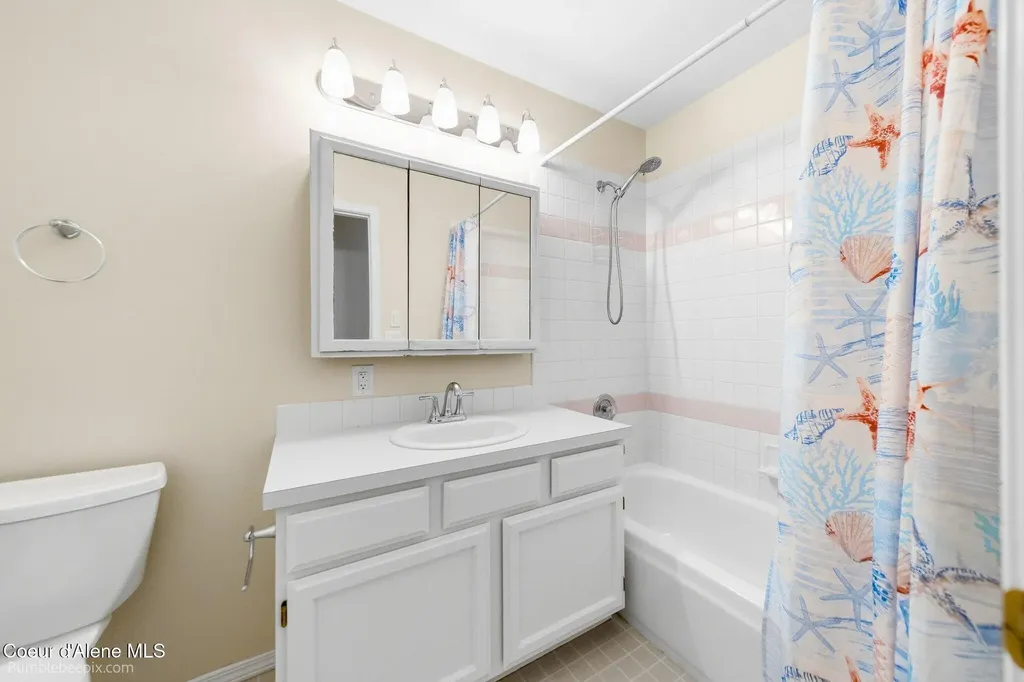 900 S Riverside Harbor Drive Post Falls ID 83854