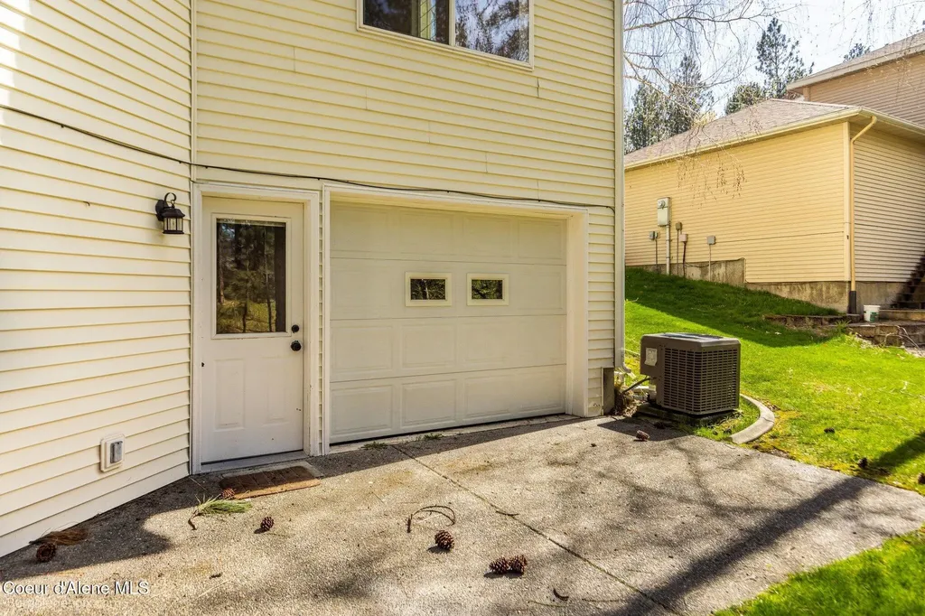 900 S Riverside Harbor Drive Post Falls ID 83854