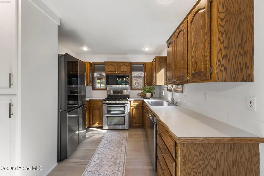 15826 W Hollister Hills Drive Hauser ID 83854