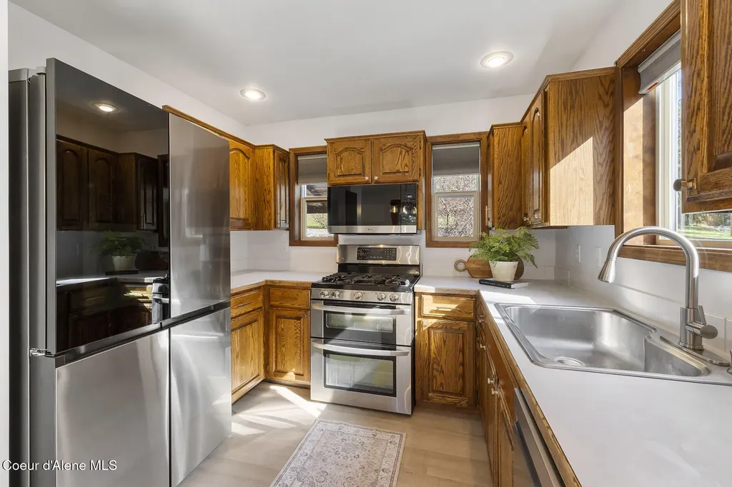 15826 W Hollister Hills Drive Hauser ID 83854