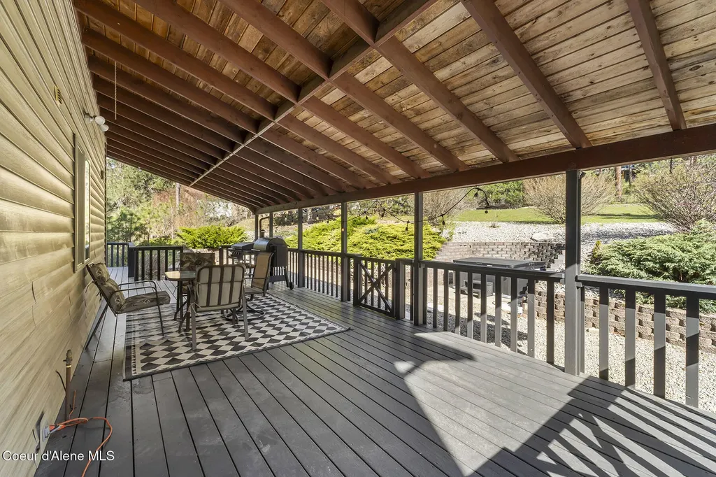 15826 W Hollister Hills Drive Hauser ID 83854