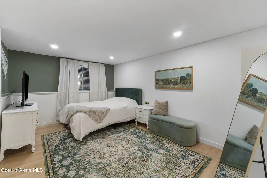 15826 W Hollister Hills Drive Hauser ID 83854