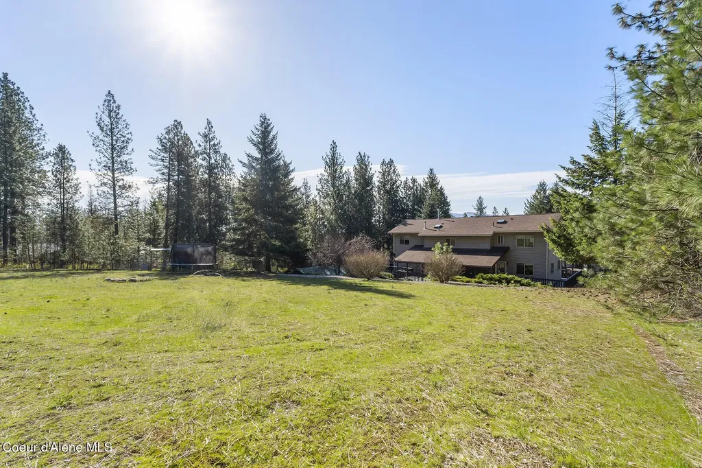 15826 W Hollister Hills Drive Hauser ID 83854