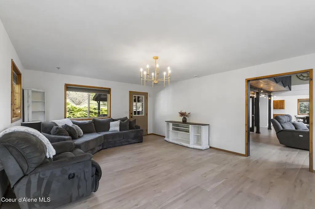 15826 W Hollister Hills Drive Hauser ID 83854