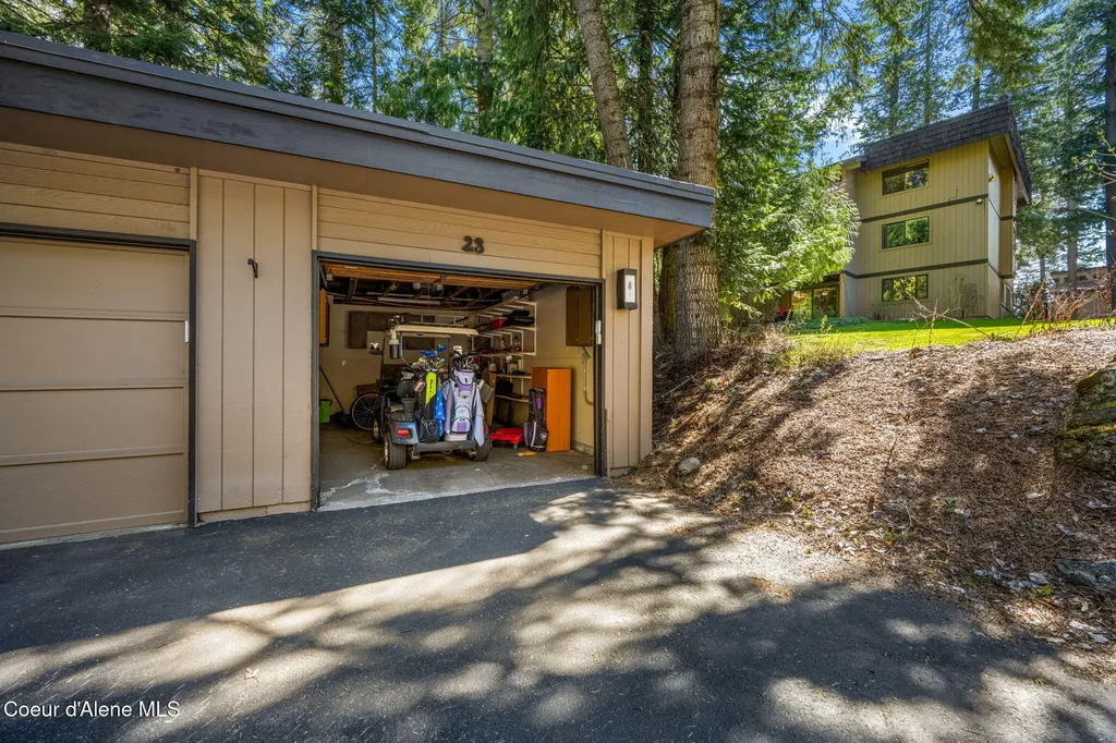 5421 W Fairway Lane Rathdrum ID 83858
