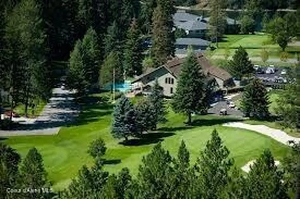 5421 W Fairway Lane Rathdrum ID 83858