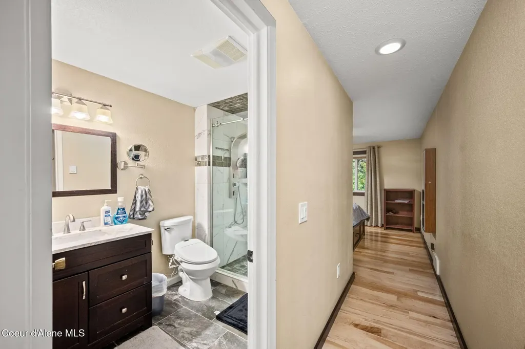 5421 W Fairway Lane Rathdrum ID 83858